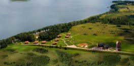 Sutikite Naujus 2015 metus poilsio ir renginių centre  ALAUŠO SLĖNIS